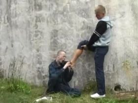 Русские гопники геи фут фетиш и секс в кустах